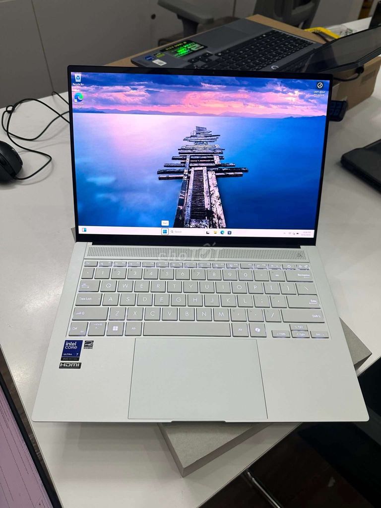Zenbook S14 OLED Ultra 7 258V đẹp keng. Mua bán Laptop tại Quận Cầu Giấy Hà Nội được đăng bởi Minh Quân PC hình 1