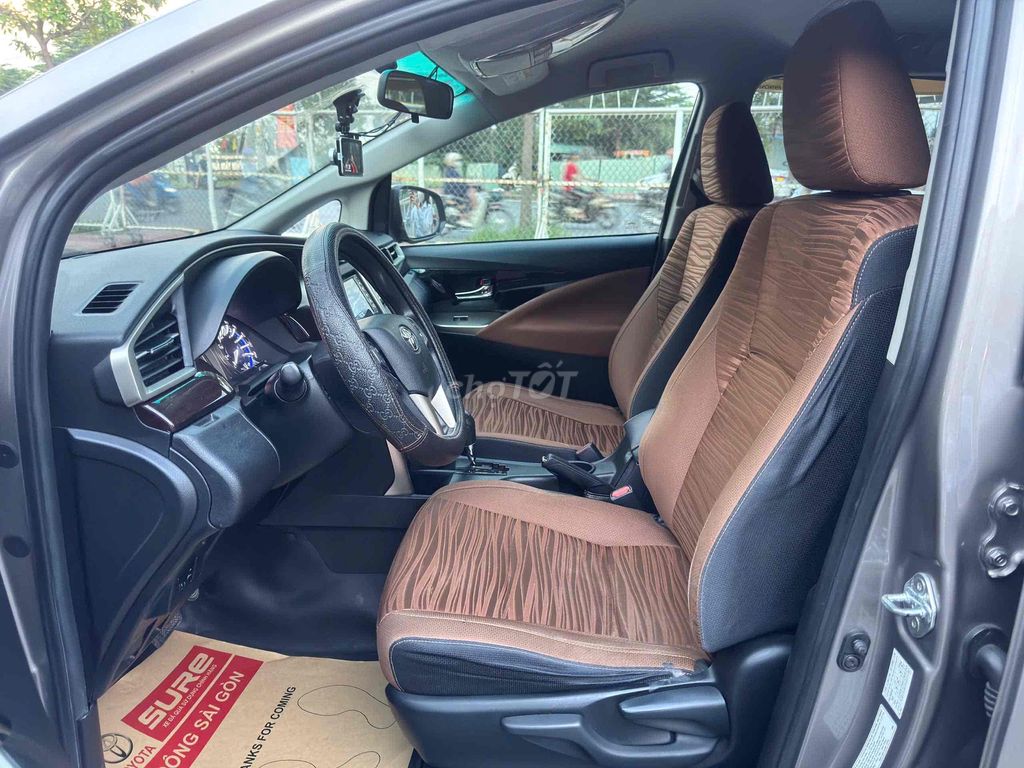 Toyota Innova 2.0G số tự động 2018 màu đồng. Mua bán Ô tô tại Thành phố Thủ Đức Tp Hồ Chí Minh được đăng bởi Hữu Phúc hình 11