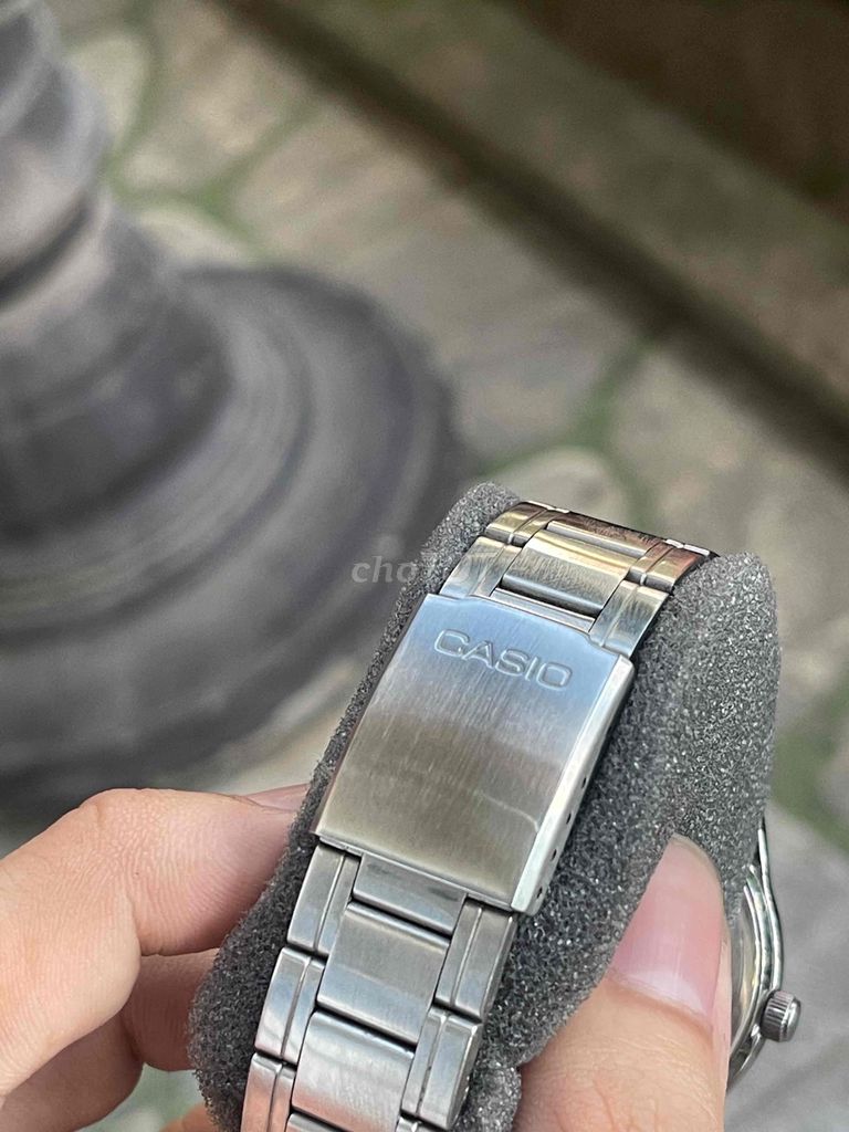 đồng hồ casio lướt đẹp keng full box giá 550k. Mua bán Đồng hồ tại Thành phố Huế Thừa Thiên Huế được đăng bởi Nhat Hoang hình 3