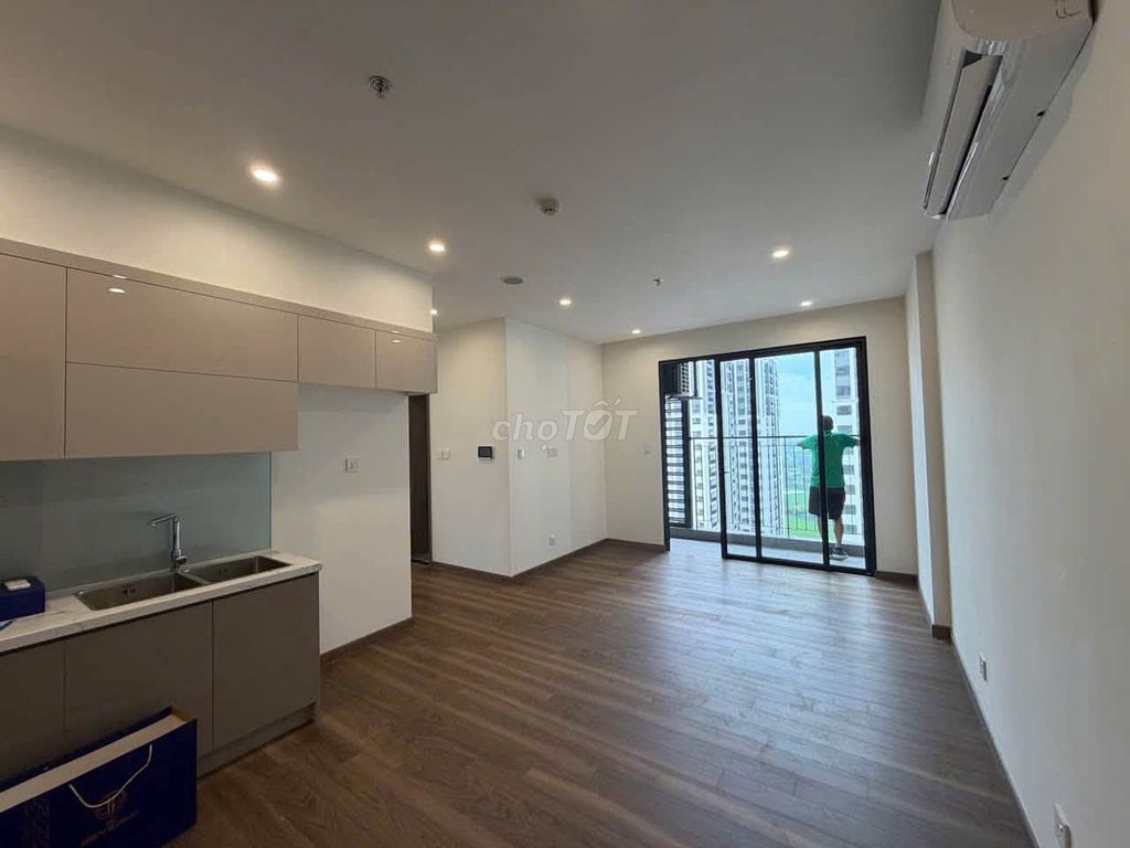 Cho thuê căn hộ 2PN khu Beverly