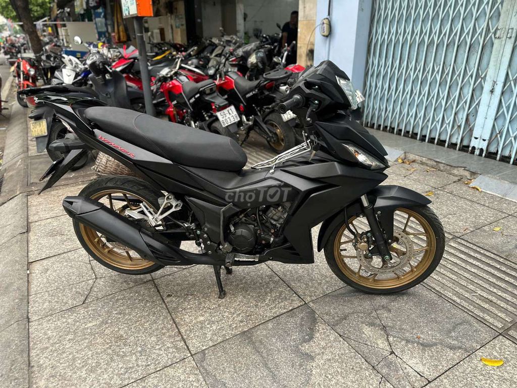 Honda winner 2018 mới 90% biển số thành phố. Mua bán Xe máy tại Quận Tân Phú Tp Hồ Chí Minh được đăng bởi Tuanduy hình 4
