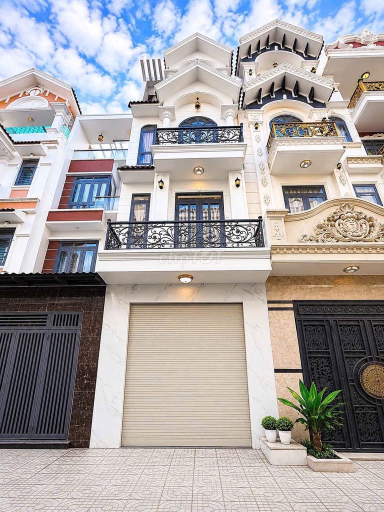 Nhà đẹp ô tô vào tận nhà 60m² 4 tầng, 5 phòng ngủ, chỉ 5.95 tỷ