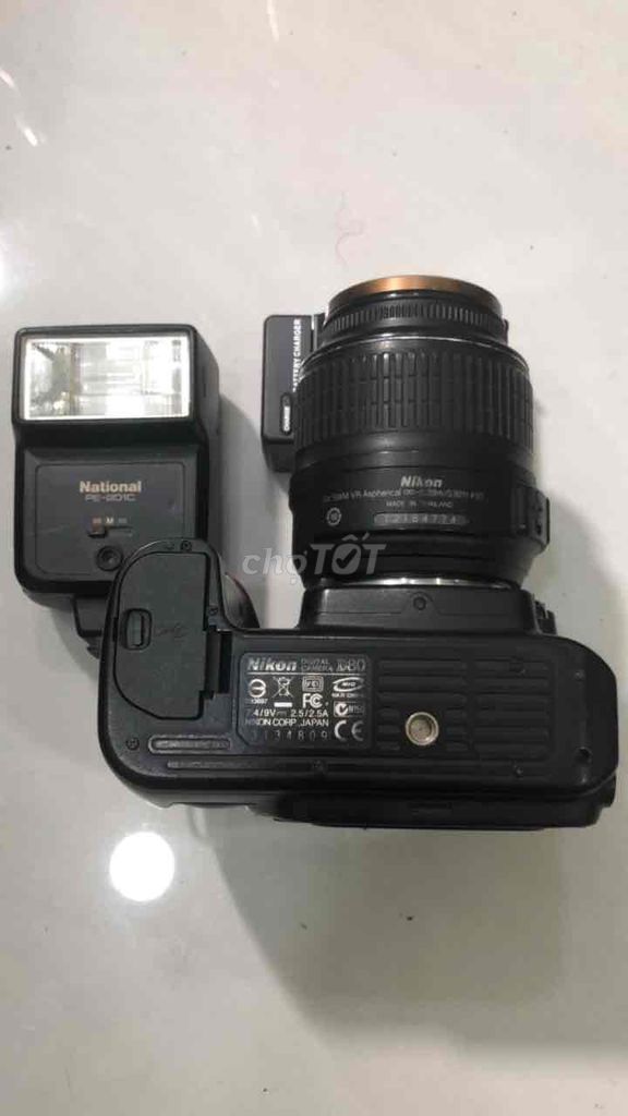 Máy ảnh Nikon D80 ống kính 18-55mm VR Đen. Mua bán Máy ảnh, Máy quay tại Quận 5 Tp Hồ Chí Minh được đăng bởi Triệu tiến Đạt hình 1