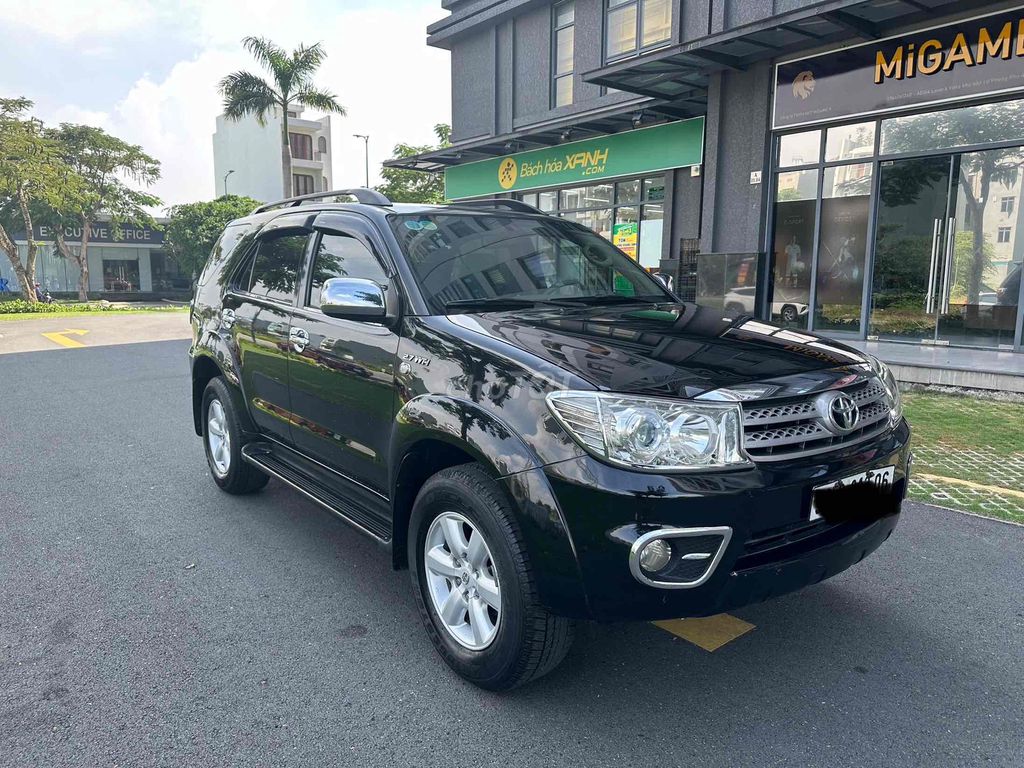 Toyota Fortuner 2012 số tự động 1 chủ mua mơi