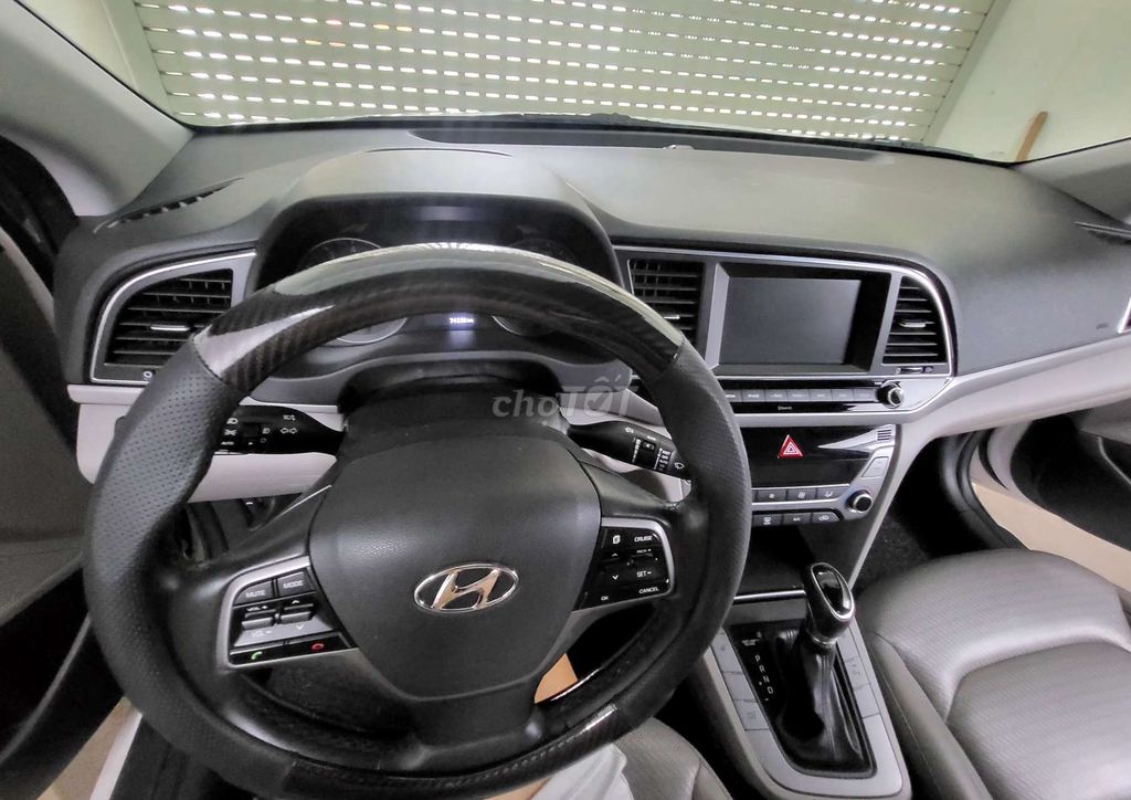 Elantra 2.0 AT - 72000 km (sơn zin máy zin 100%). Mua bán Ô tô tại Thành phố Vũng Tàu Bà Rịa - Vũng Tàu được đăng bởi Ha Lam hình 5
