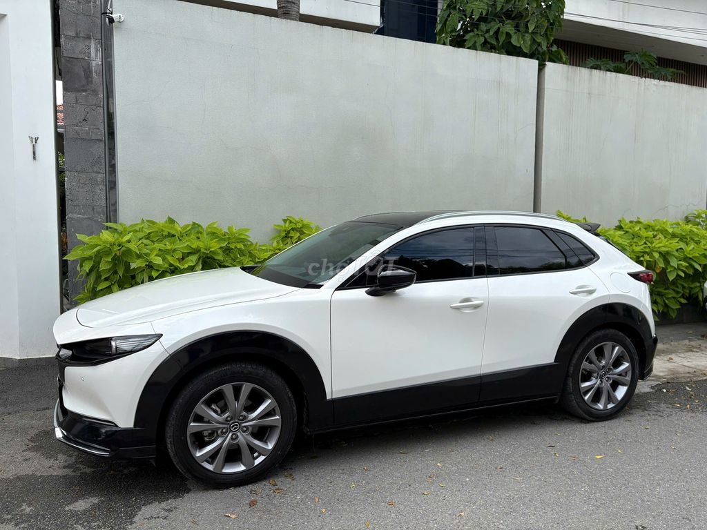 Mazda CX-30 2023 Premium 2.0 AT - 30000 km. Mua bán Ô tô tại Thành phố Thủ Đức Tp Hồ Chí Minh được đăng bởi Ô Tô Siêu Lướt  hình 2