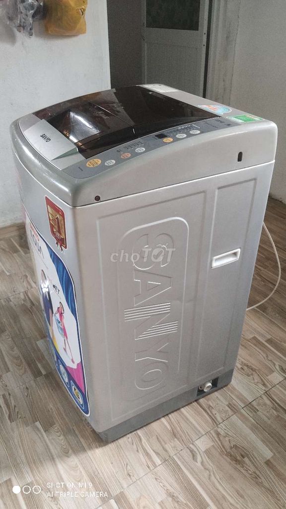 Cần bán máy giặt sanyo 7.2kg