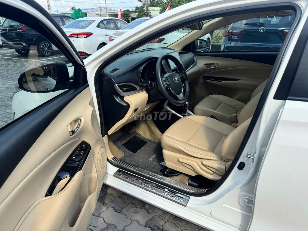 Vios G trắng số tự động 2020, 1 chủ đi 42.000km. Mua bán Ô tô tại Huyện Long Hồ Vĩnh Long được đăng bởi Quốc Tuấn Toyota hình 10