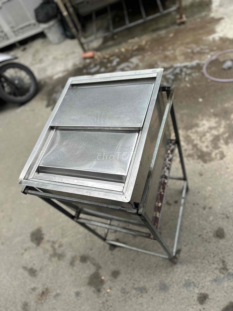Thùng đá Inox Bạc có bánh xe. Mua bán Dụng cụ nhà bếp tại Quận Hải Châu Đà Nẵng được đăng bởi Hiền hình 1