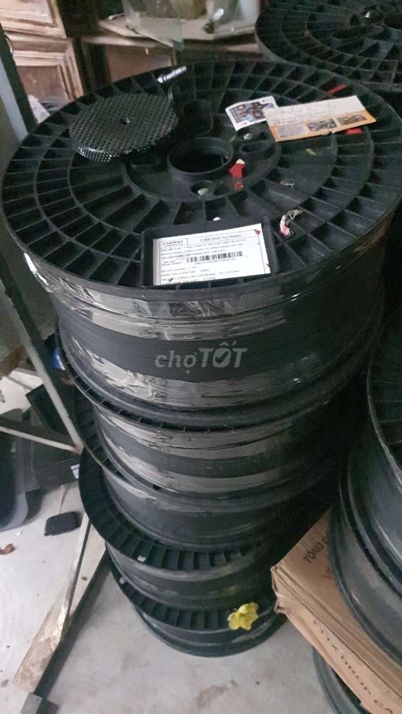 Cáp quang Đen Bền bỉ Truyền tín hiệu. Mua bán Phụ kiện (Màn hình, Chuột...) tại Huyện Thanh Miện Hải Dương được đăng bởi Gia Phạm hình 1