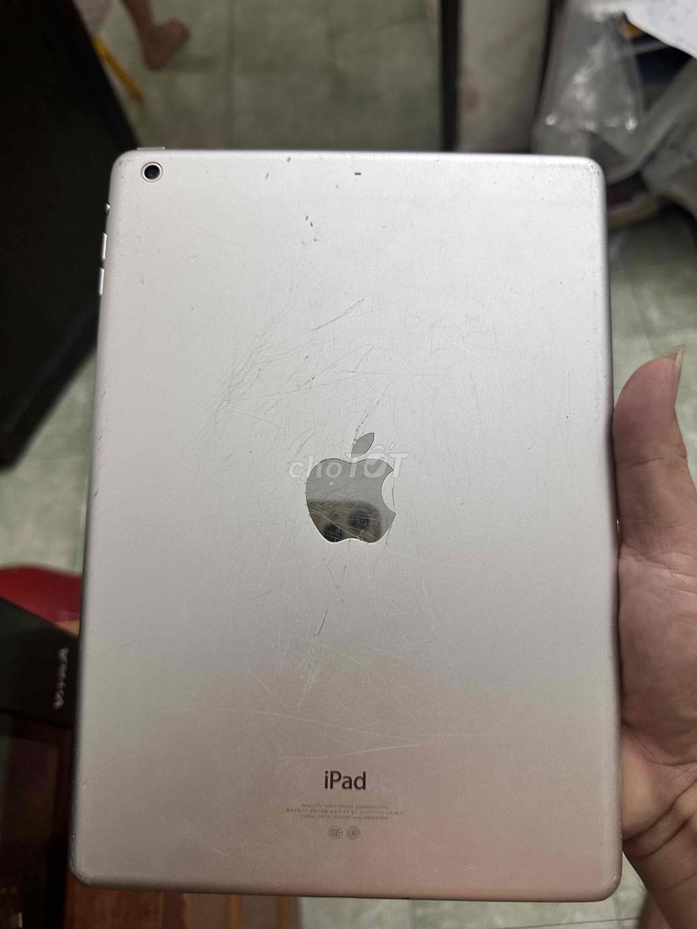 Apple iPad Air 1 16GB Wifi Bạc Đã qua sử dụng. Mua bán Máy tính bảng tại Thành phố Bà Rịa Bà Rịa - Vũng Tàu được đăng bởi Duc Duc Nguyen hình 1