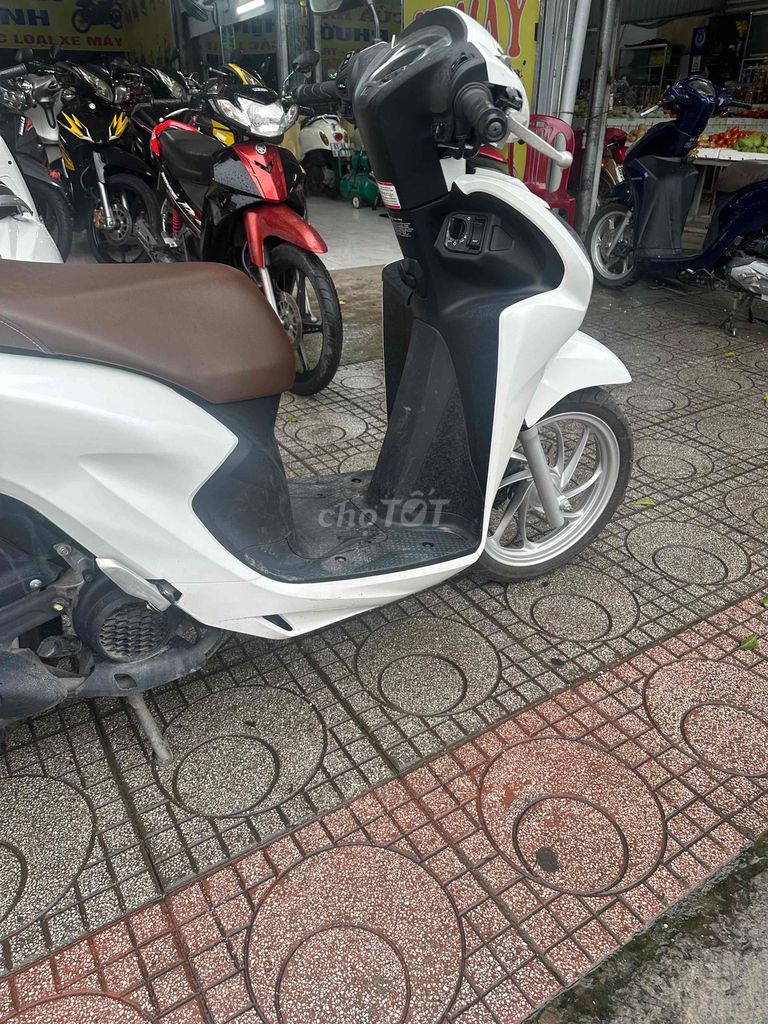 vison 2024 khoá smaskey odo 3 nghìn ( có bán góp). Mua bán Xe máy tại Thành phố Thuận An Bình Dương được đăng bởi xe máy phước thịnh hình 5