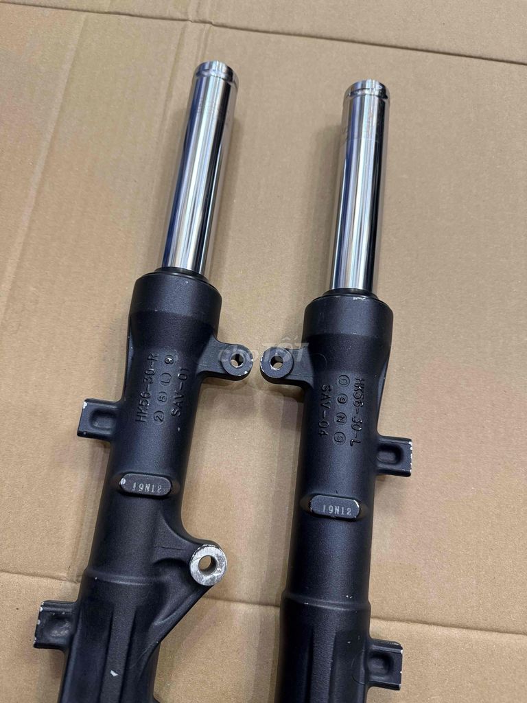 Cặp phuộc trước zin theo xe Winner X. Mua bán Phụ tùng xe tại Quận 6 Tp Hồ Chí Minh được đăng bởi Trinh Trinh hình 4