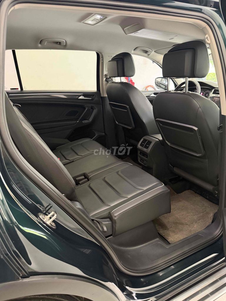Volkswagen Tiguan 2019 Allspace - 72000 km. Mua bán Ô tô tại Quận 12 Tp Hồ Chí Minh được đăng bởi Tân hình 9