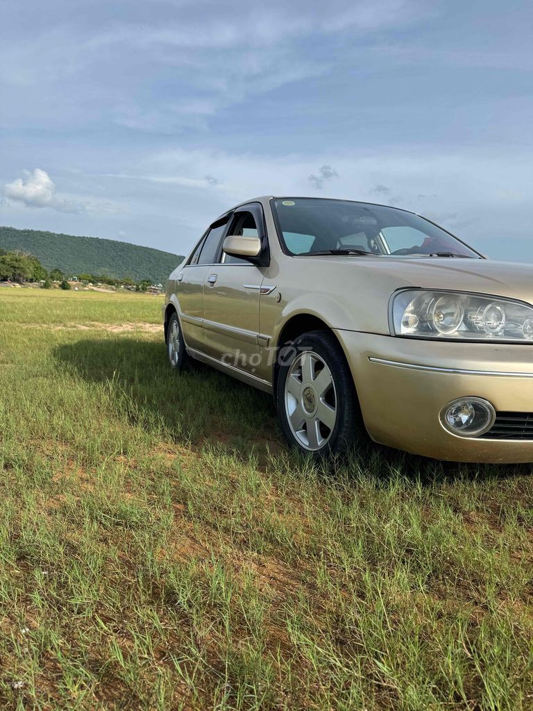 Ford Laser 2003 photo 5