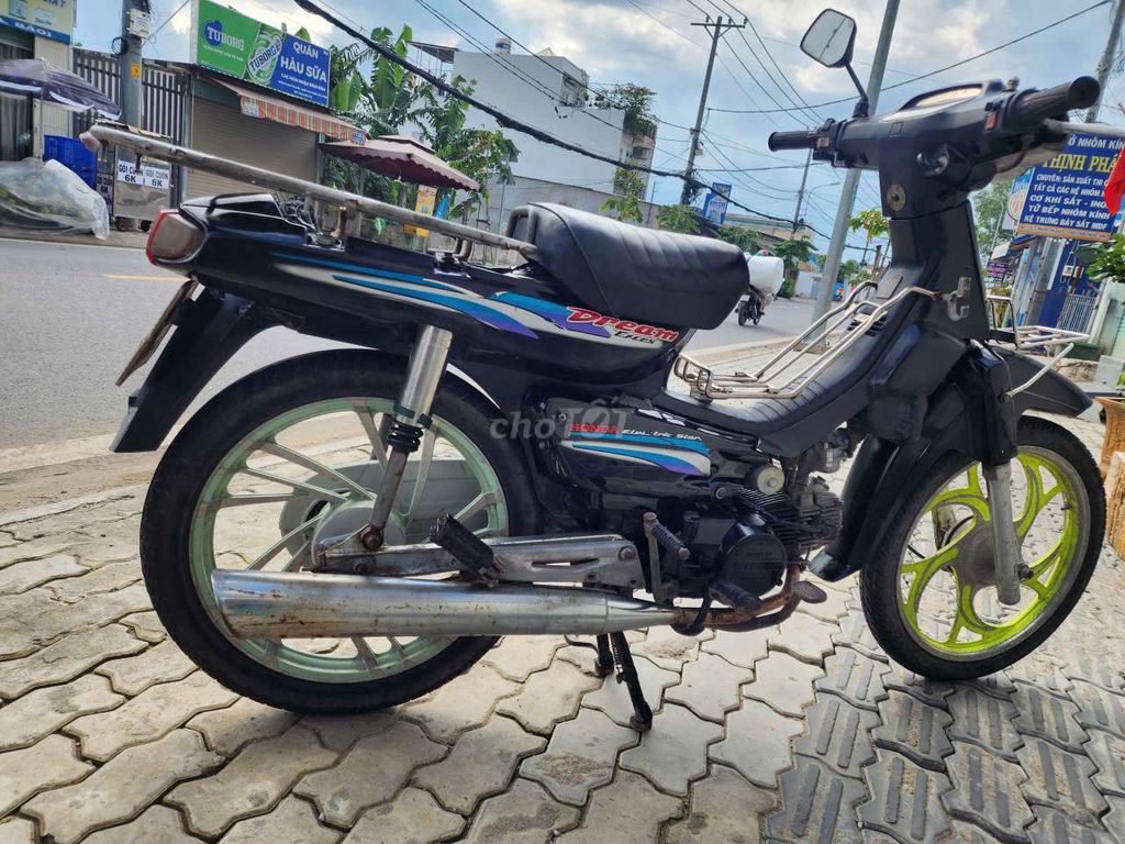 Cần bán xe rim lùn xe như hình đen đề đay đủ. Mua bán Xe máy tại Quận 7 Tp Hồ Chí Minh được đăng bởi Nguyễn Phúc Bảo hình 1