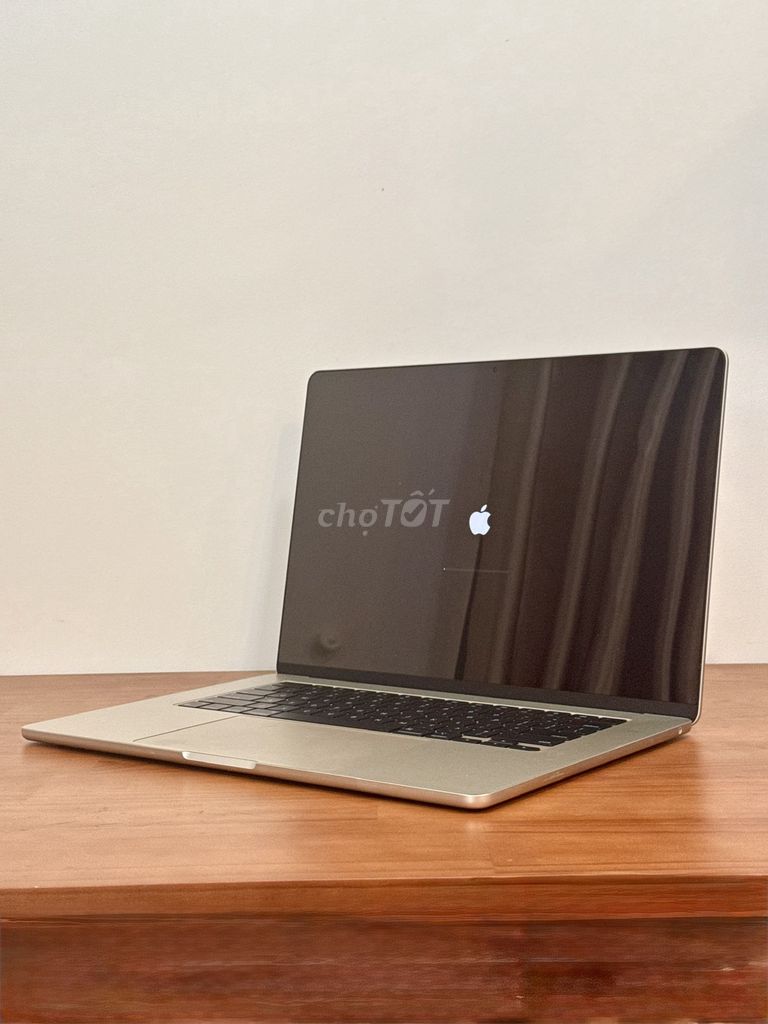 Apple MacBook Air 15 M2 8GB/256GB FULLBOX. Mua bán Laptop tại Quận Bình Tân Tp Hồ Chí Minh được đăng bởi Nguyễn La Thái Vinh hình 1