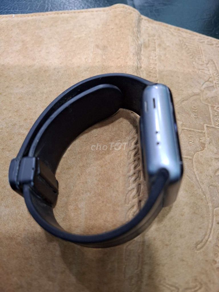 Apple Watch Không lên nguồn. Mua bán Thiết bị đeo thông minh tại Quận 4 Tp Hồ Chí Minh được đăng bởi Hạnh hình 1