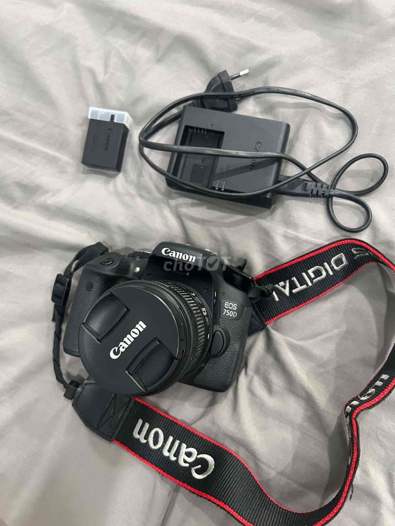 Máy ảnh Canon EOS 750D ống kính 18-55mm. Mua bán Máy ảnh, Máy quay tại Quận Phú Nhuận Tp Hồ Chí Minh được đăng bởi Nguyễn Nhật Nam hình 1