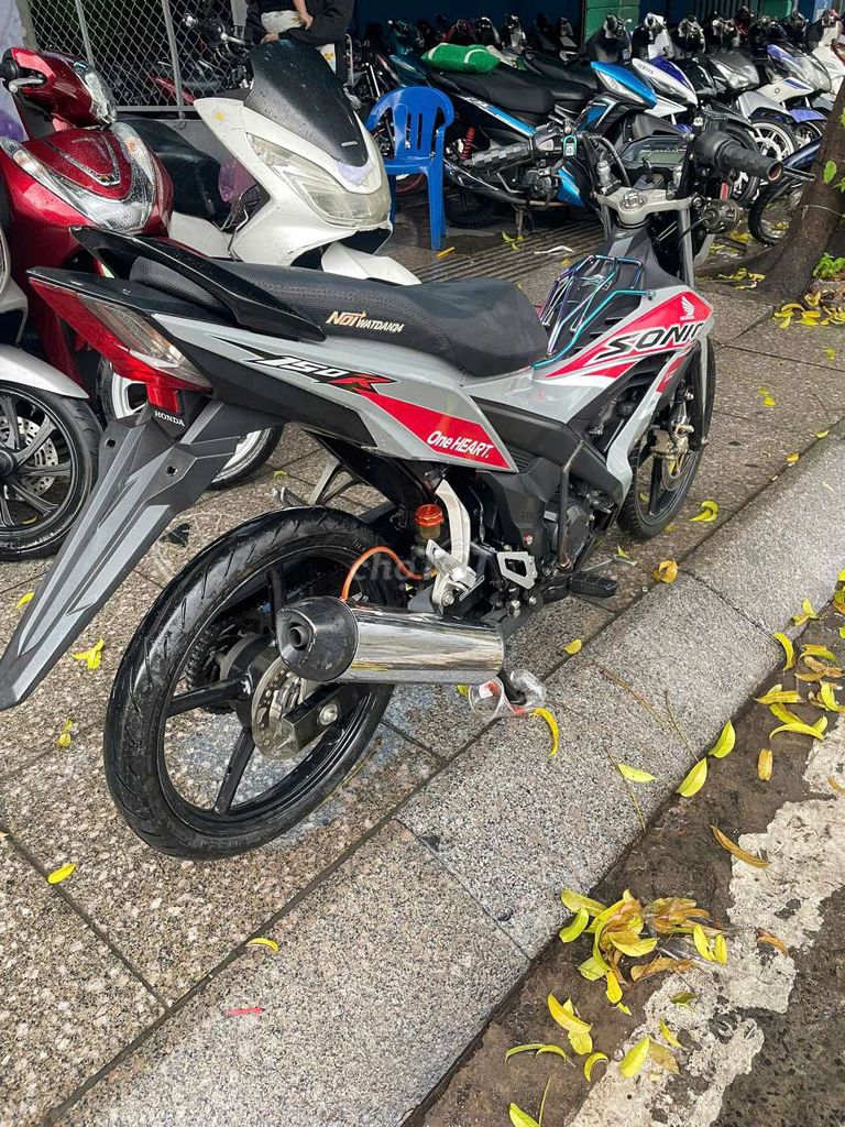 Honda sonic 150 2020 mới 90% hồ sơ gốc cầm tay. Mua bán Xe máy tại Quận Tân Phú Tp Hồ Chí Minh được đăng bởi Tuanduy hình 6