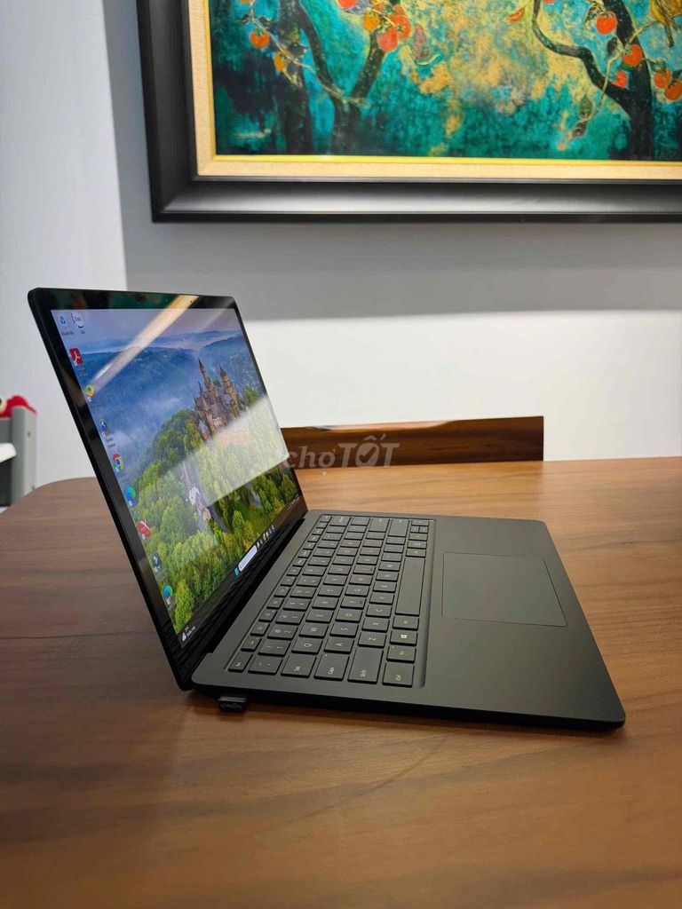 Microsoft Surface 3 FaceID Cảm ứng Đen. Mua bán Laptop tại Thành phố Bến Tre Bến Tre được đăng bởi Khánh Lương  hình 1
