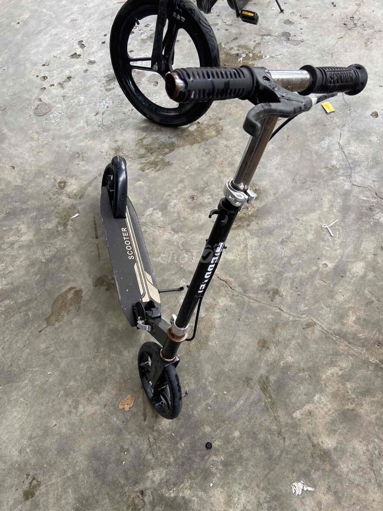 xe scooter trẻ em như hình