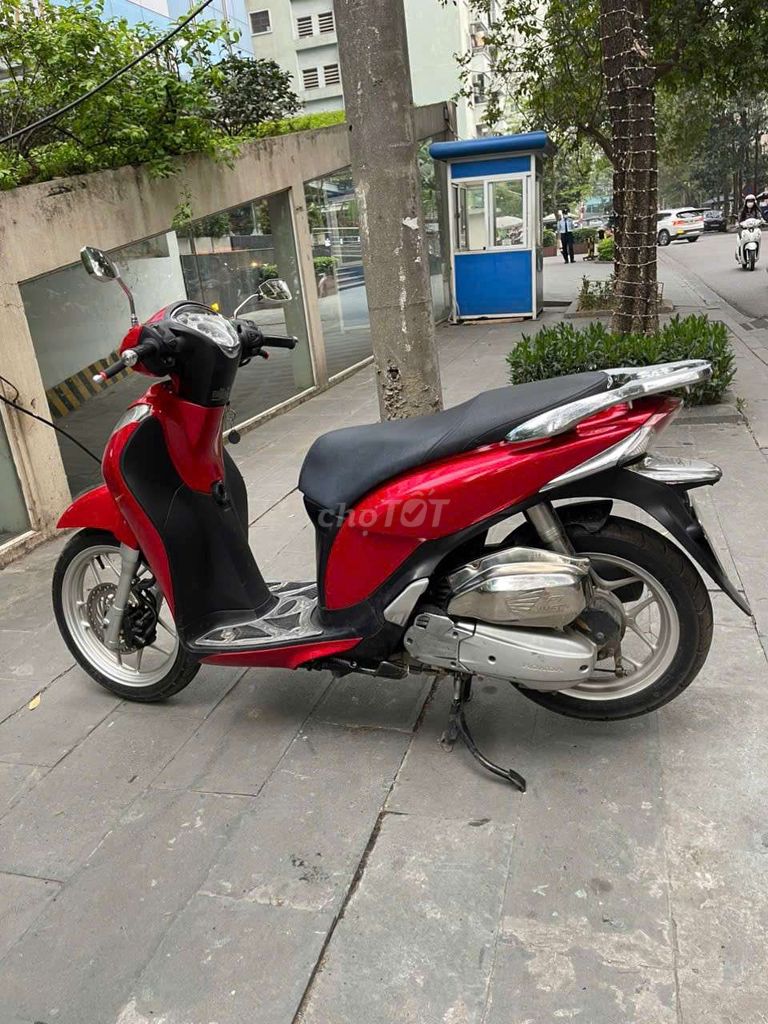 Sh mode xe đẹp chính chủ biển Hà Nội. Mua bán Xe máy tại Quận Ba Đình Hà Nội được đăng bởi Hoàng  hình 4