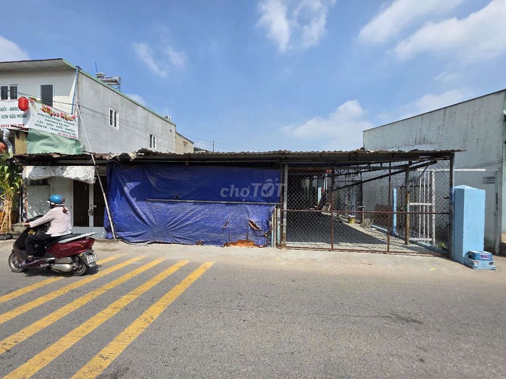 Bán đất 373m ngang 9.9m tặng kho mặt tiền Trần Thị Dương Dĩ An