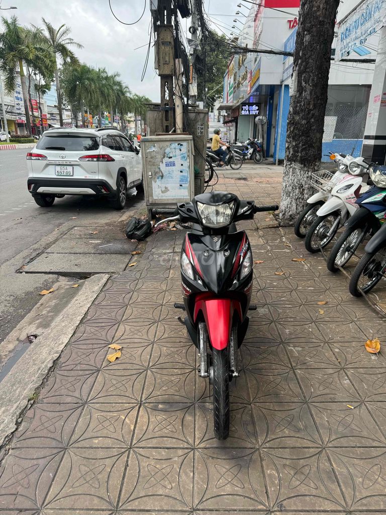 Suzuki Viva 115 Fi Đỏ đen. Mua bán Xe máy tại Quận Ninh Kiều Cần Thơ được đăng bởi DVCĐ Công Minh hình 1