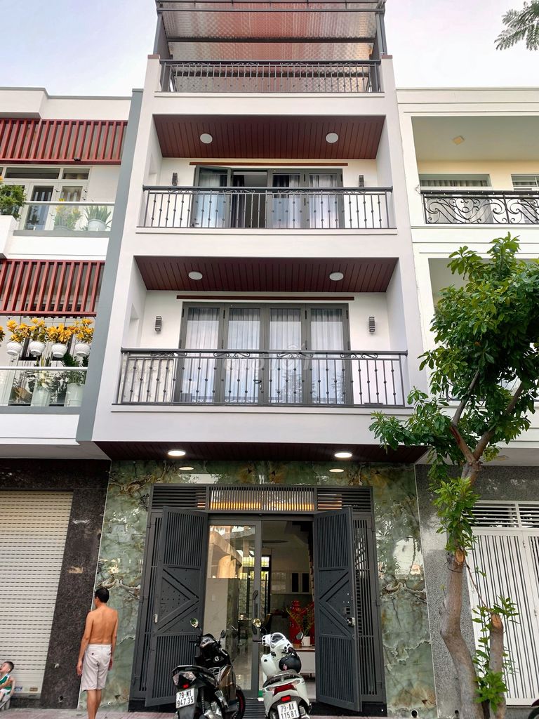 Rent · 3 bd · 80 м² · Thành phố Nha Trang, ул. đường số 14