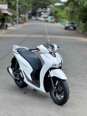 Shvn 125Cbs Trắng Đen Sporty 2023 Uỷ Quyền Có Góp🎉. Mua bán Xe máy tại Thành phố Biên Hòa Đồng Nai được đăng bởi Xe Máy Phát Đồng