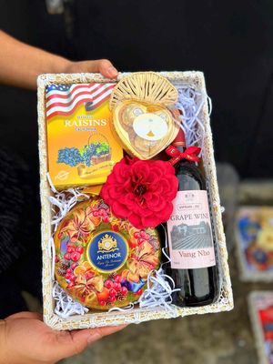 Giỏ quà Tết đa màu sắc. Mua bán Đồ ăn, thực phẩm và các loại khác tại Quận Bình Thạnh Tp Hồ Chí Minh được đăng bởi Lan