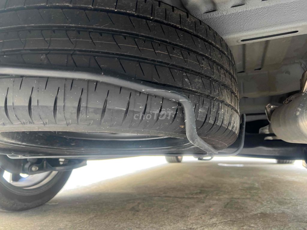 Toyota Veloz 2025 Top 20764 km Bạc. Mua bán Ô tô tại Thành phố Thủ Dầu Một Bình Dương được đăng bởi AUTO HUY HOÀNG HIỆP hình 4