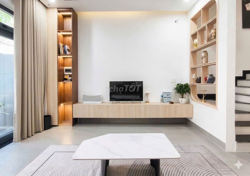 Nhà đẹp mới 3pn mt nam việt á