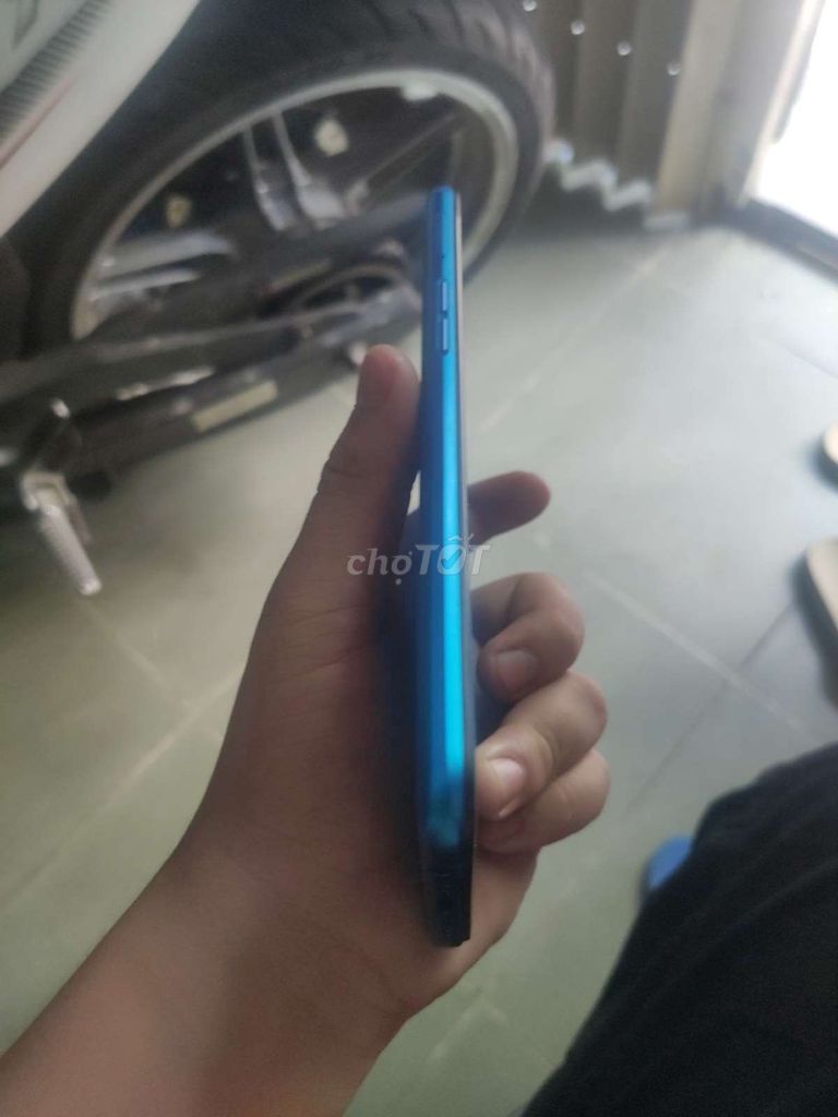 0967605747 - Realme C3 Xanh dương 32 GB Chính hãng mới mua 14d