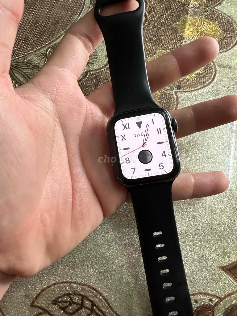 pass Apple Watch seri5 40mm pin 94%