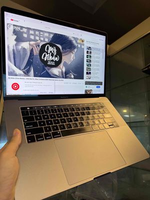 Thanh lý Macbook Pro 2018 core i9 Card đồ hoạ rời. Mua bán Laptop tại Quận Gò Vấp Tp Hồ Chí Minh được đăng bởi Thanh lí cầm đồ