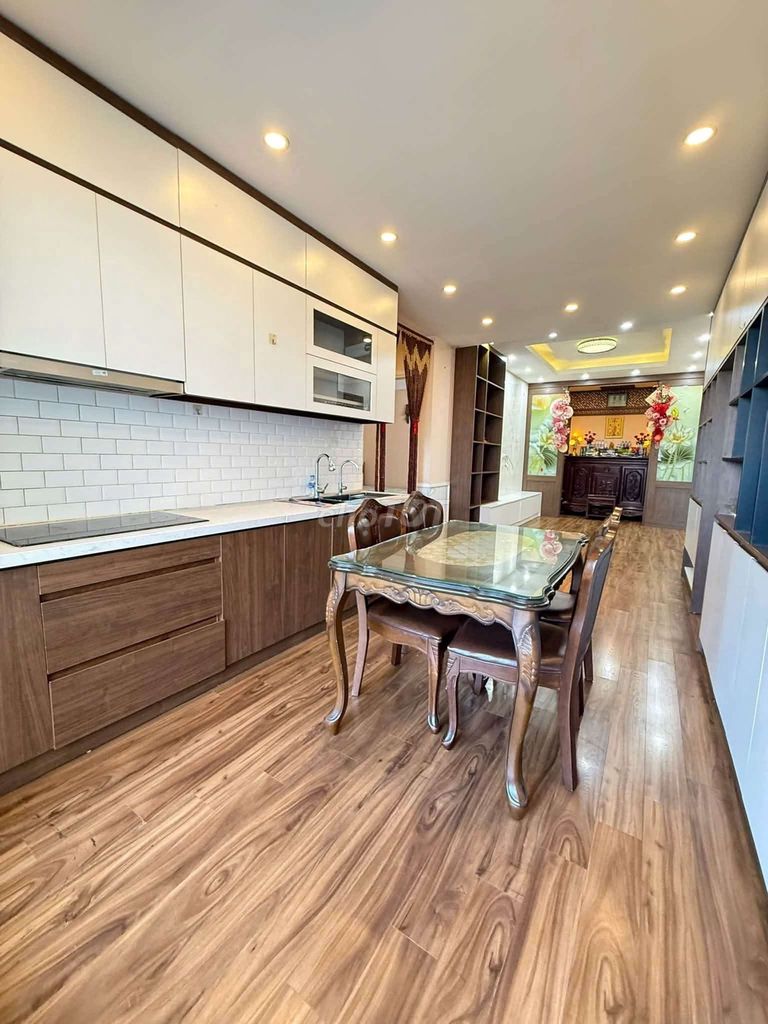 💥 Săn Ngay! Chung Cư Ngọc Thụy 84m² - 2PN, Full Đồ, View Đẹp