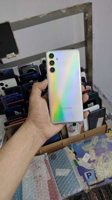 Samsung M54 5G, ram 8gb, 256gb, pin 6000