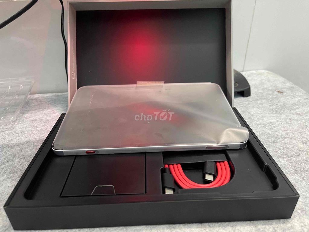 Redmagic Astra Gaming 12GB/256GB Bạc. Mua bán Máy tính bảng tại Huyện Cần Giuộc Long An được đăng bởi Thanh hình 1
