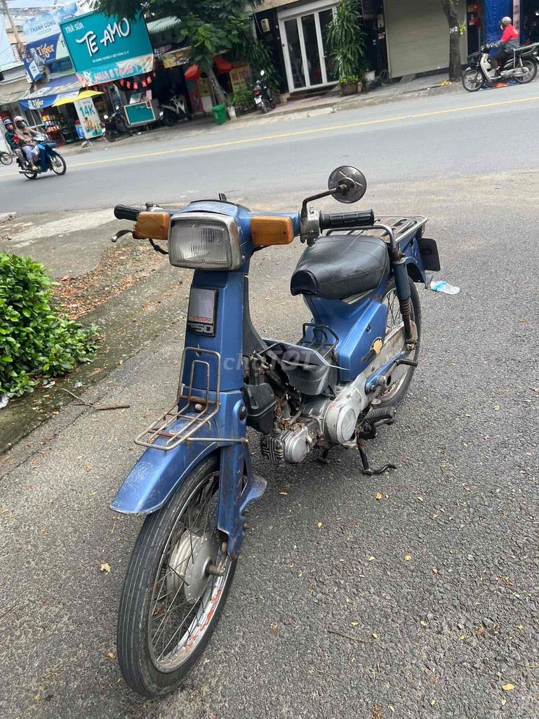 Custom 50 đời 98 Hqcn 1 đời chủ đang uỷ quyền l1kg. Mua bán Xe máy tại Quận 12 Tp Hồ Chí Minh được đăng bởi Nguyễn Thành Công Vinh hình 2