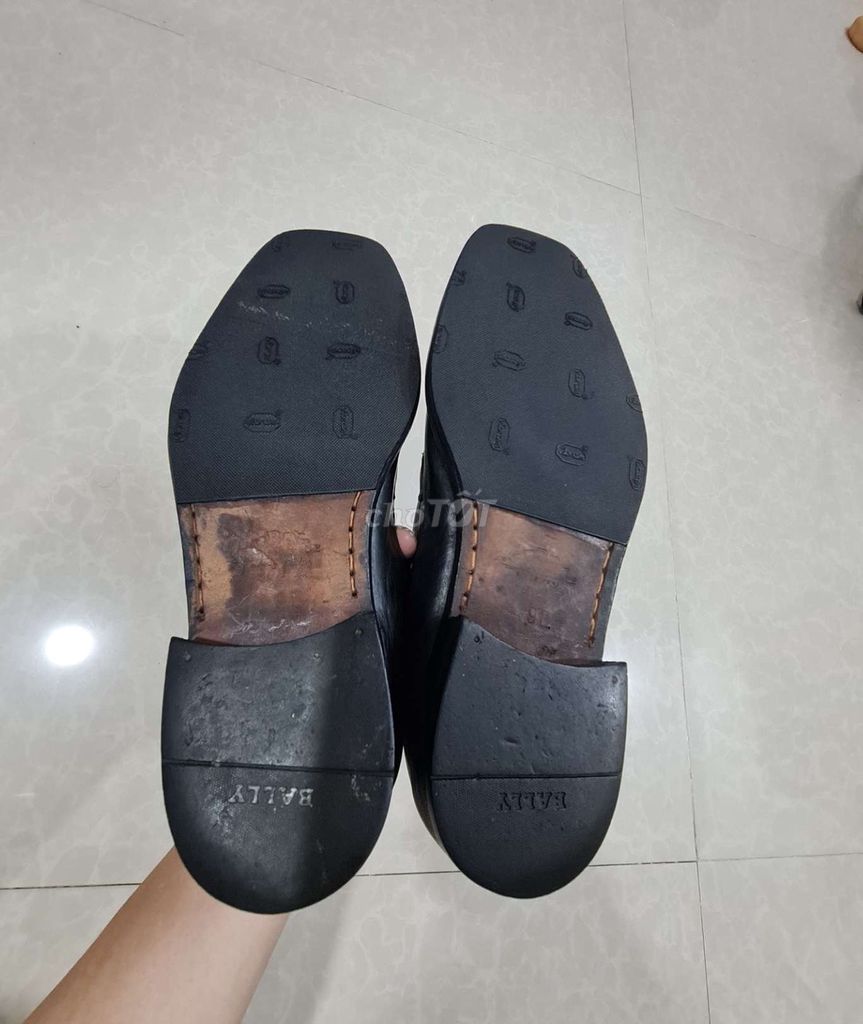 Bally sz 42 giầy tuyển.. Mua bán Giày dép tại Quận Gò Vấp Tp Hồ Chí Minh được đăng bởi Anh Ba  Hàng hiệu tuyển Chuyên bán Online uy tín hình 5