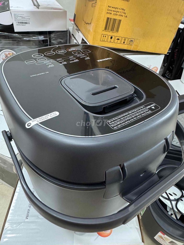 Nồi cơm điện Toshiba RC-18DR4TVN(H). Mua bán Bếp, lò, đồ điện nhà bếp tại Quận Cái Răng Cần Thơ được đăng bởi Trường hình 1