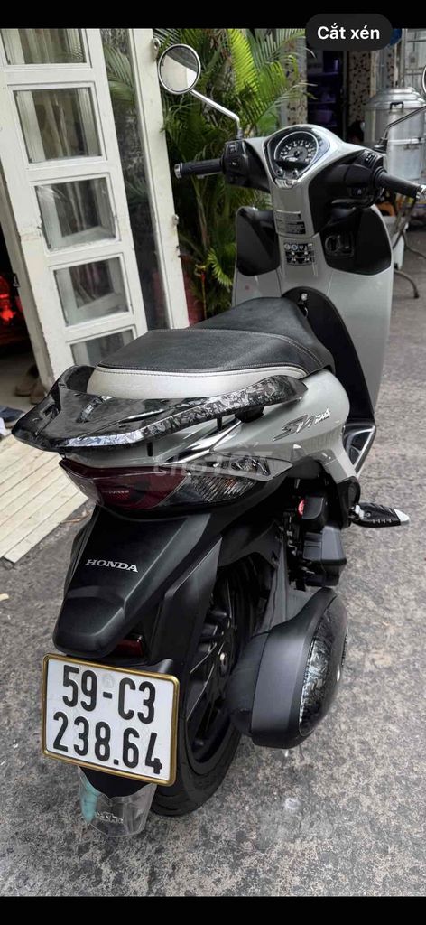Honda SH Mode 125 2022 Серый цемент ABS