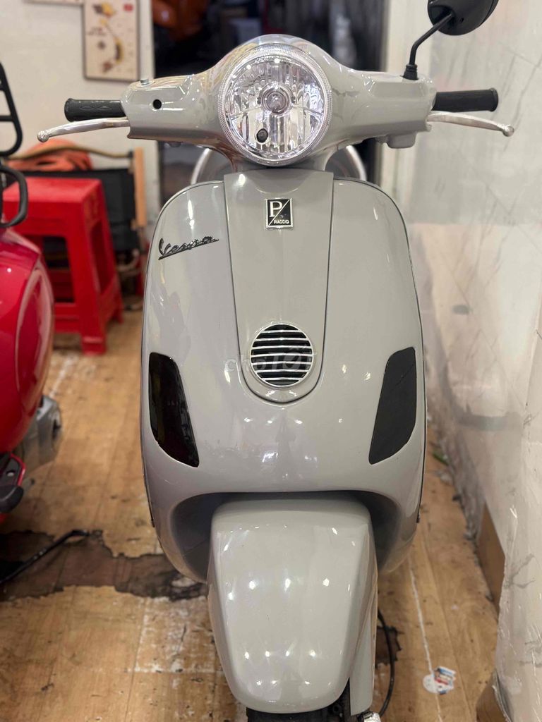 Piaggio Vespa 125ie Phun Xăng Điện Tử 2012 . BSTP. Mua bán Xe máy tại Quận Phú Nhuận Tp Hồ Chí Minh được đăng bởi Ngọc Huy hình 1