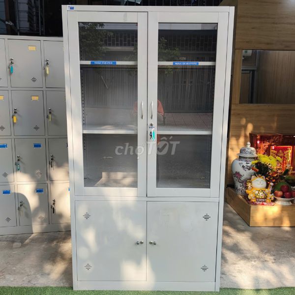 Tủ hồ sơ sắt 4 cánh xám, tủ tài liệu cửa kính đẹp. Mua bán Đồ dùng văn phòng tại Quận 12 Tp Hồ Chí Minh được đăng bởi PHÚ NHÀN NỘI THẤT THANH LÝ SÀI GÒN hình 1