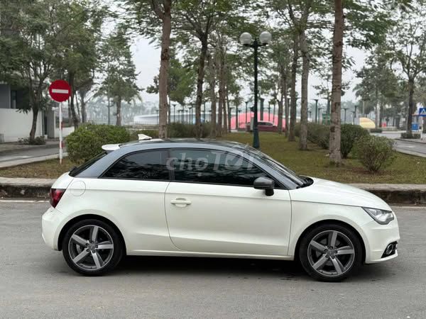 Audi A1 sx 2010 tặng vợ 🌹. Mua bán Ô tô tại Quận Nam Từ Liêm Hà Nội được đăng bởi Quang Trung hình 2