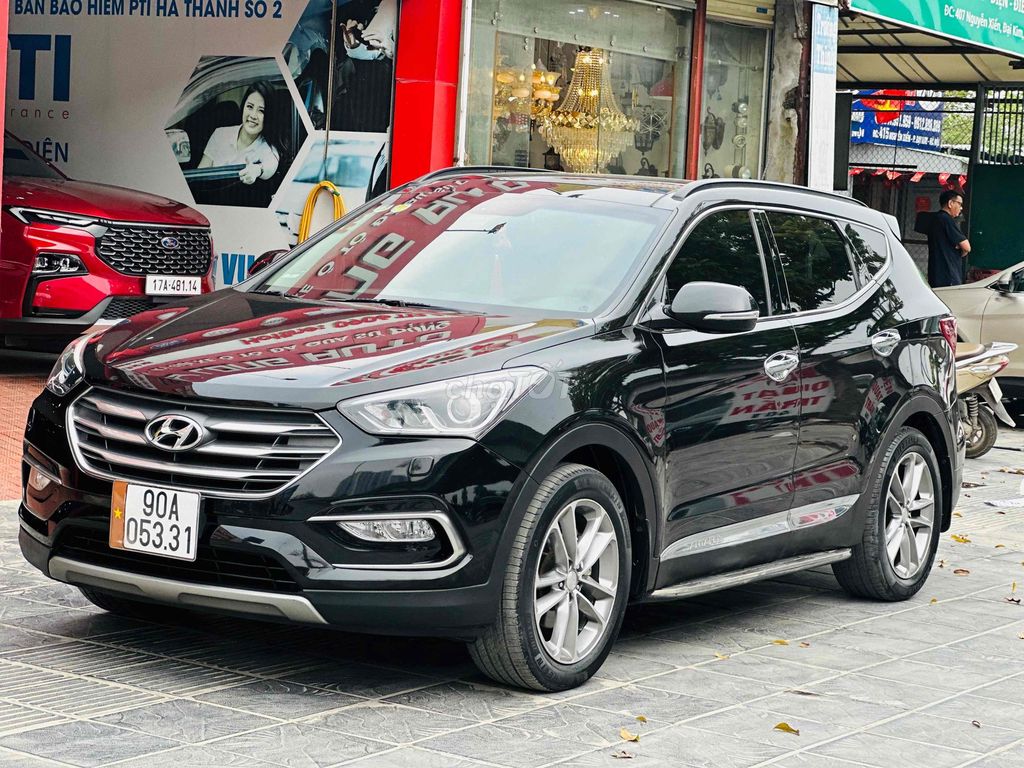 Hyundai Santafe 2017 Bản full xăng Đen. Mua bán Ô tô tại Quận Hoàng Mai Hà Nội được đăng bởi anh Biên hình 4