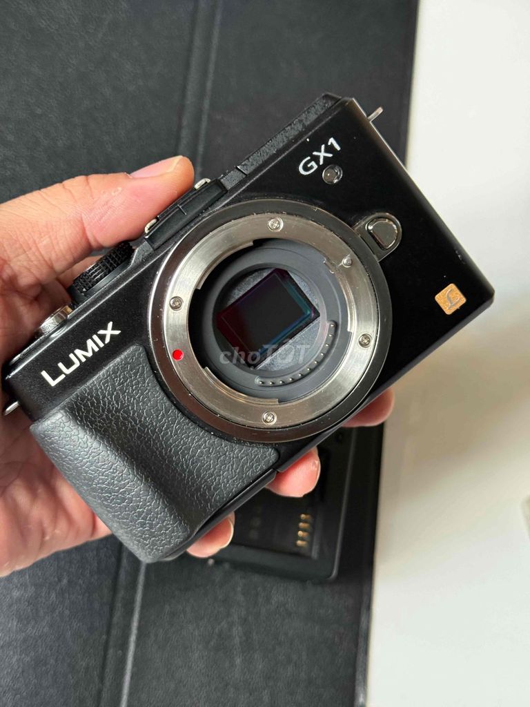 Máy ảnh Panasonic DMC-GX1 Đen. Mua bán Máy ảnh, Máy quay tại Quận Phú Nhuận Tp Hồ Chí Minh được đăng bởi  Trung Nguyen Phan hình 1