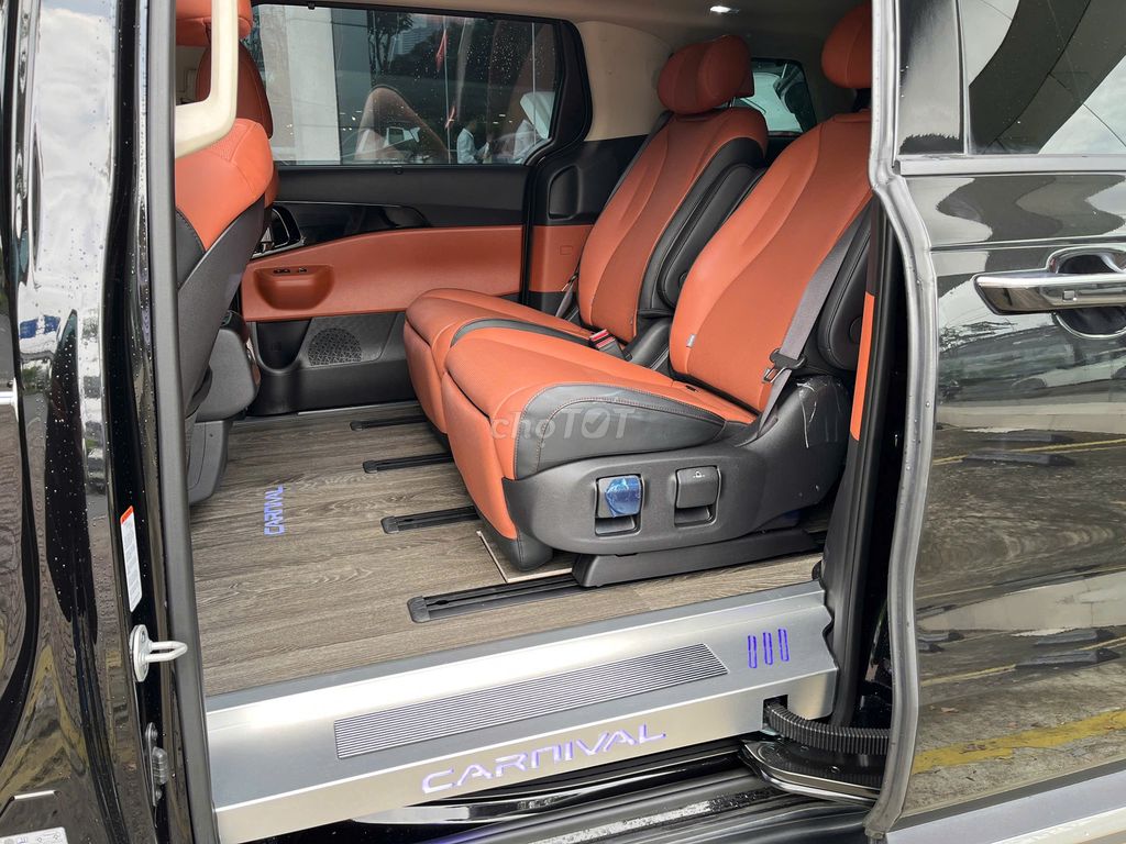 Kia Carnival 2025 Signature 2.2D - 4000 km. Mua bán Ô tô tại Thành phố Thủ Đức Tp Hồ Chí Minh được đăng bởi Xe Lướt Thảo Điền hình 2